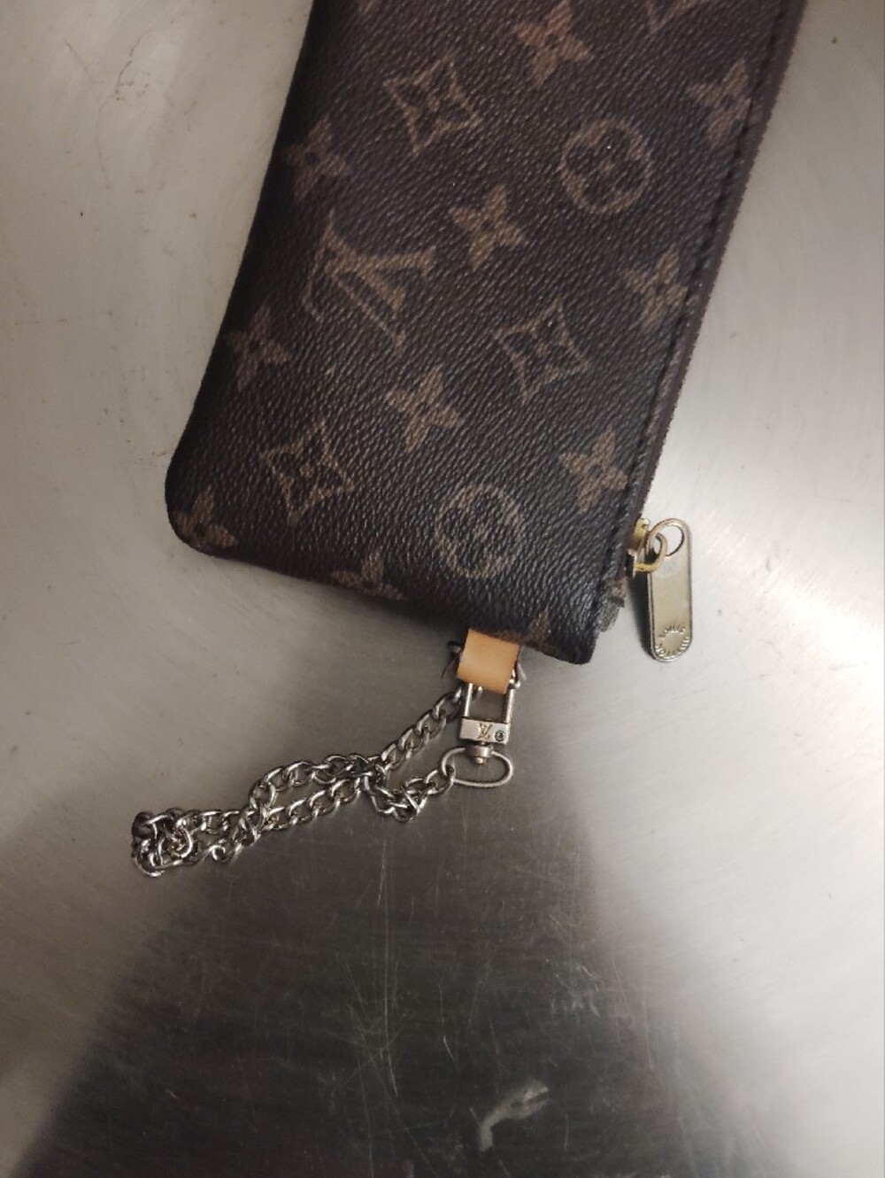 Louis Vuitton Monogram Canvas Pouch - Brown/Tan - Picture 4 of 4